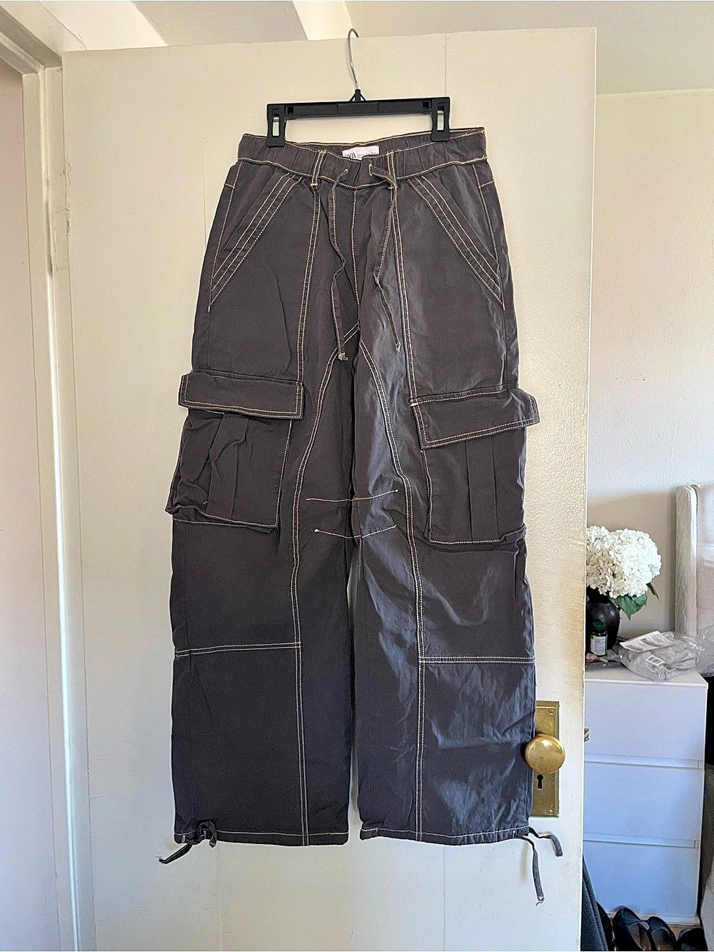 Zara Cargo Pants Grey Size 4 Like New